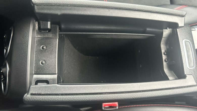 Mercedes-Benz GLA 200d AMG Line Executive 5dr Auto Diesel Hatchback